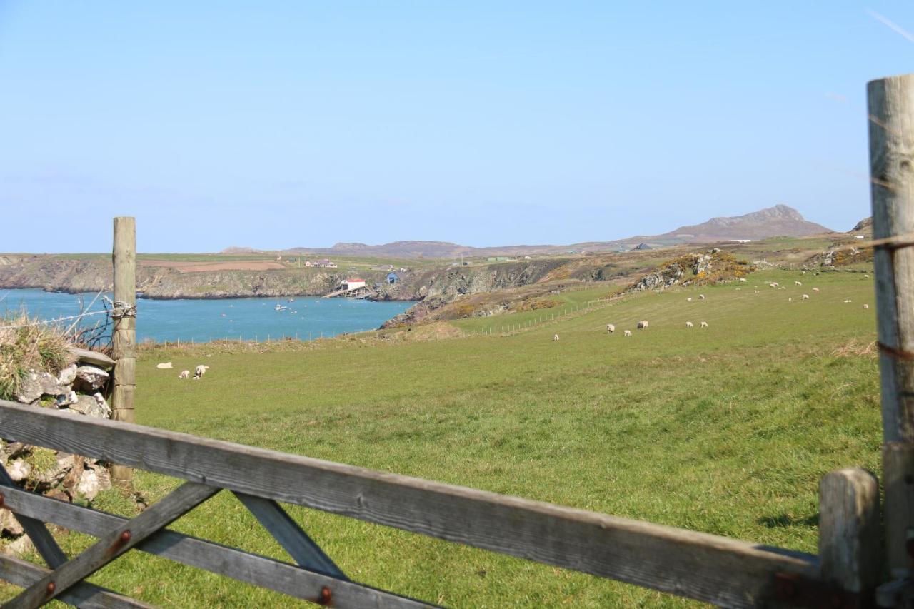 The Boathouse For Two, St Davids, Garage Parking Βίλα Εξωτερικό φωτογραφία